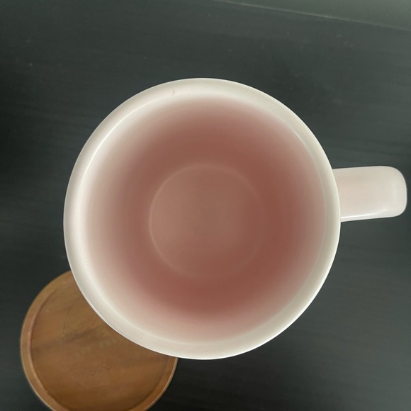 NEW Rae Dunn PEEP’S SAKE Mug w/Wooden Lid/Coaster 🐰🐣🐰 - Picture 2 of 4